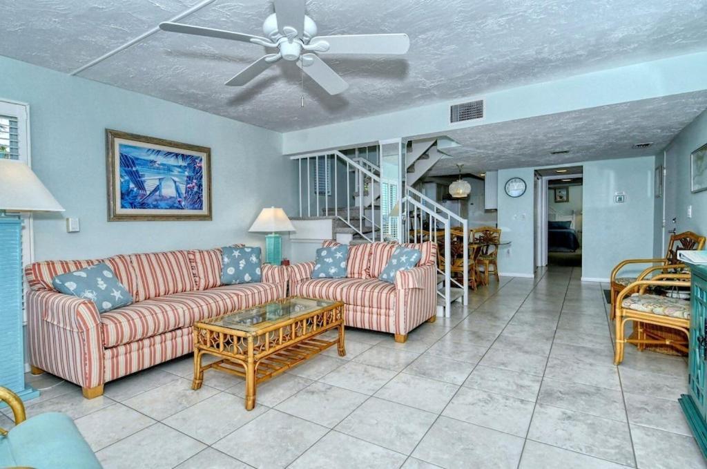 Laplaya 201C Breathtaking Gulf Panorama From This Corner End Unit With A Private Stairway To The Beach ลองโบทคีย์ ภายนอก รูปภาพ
